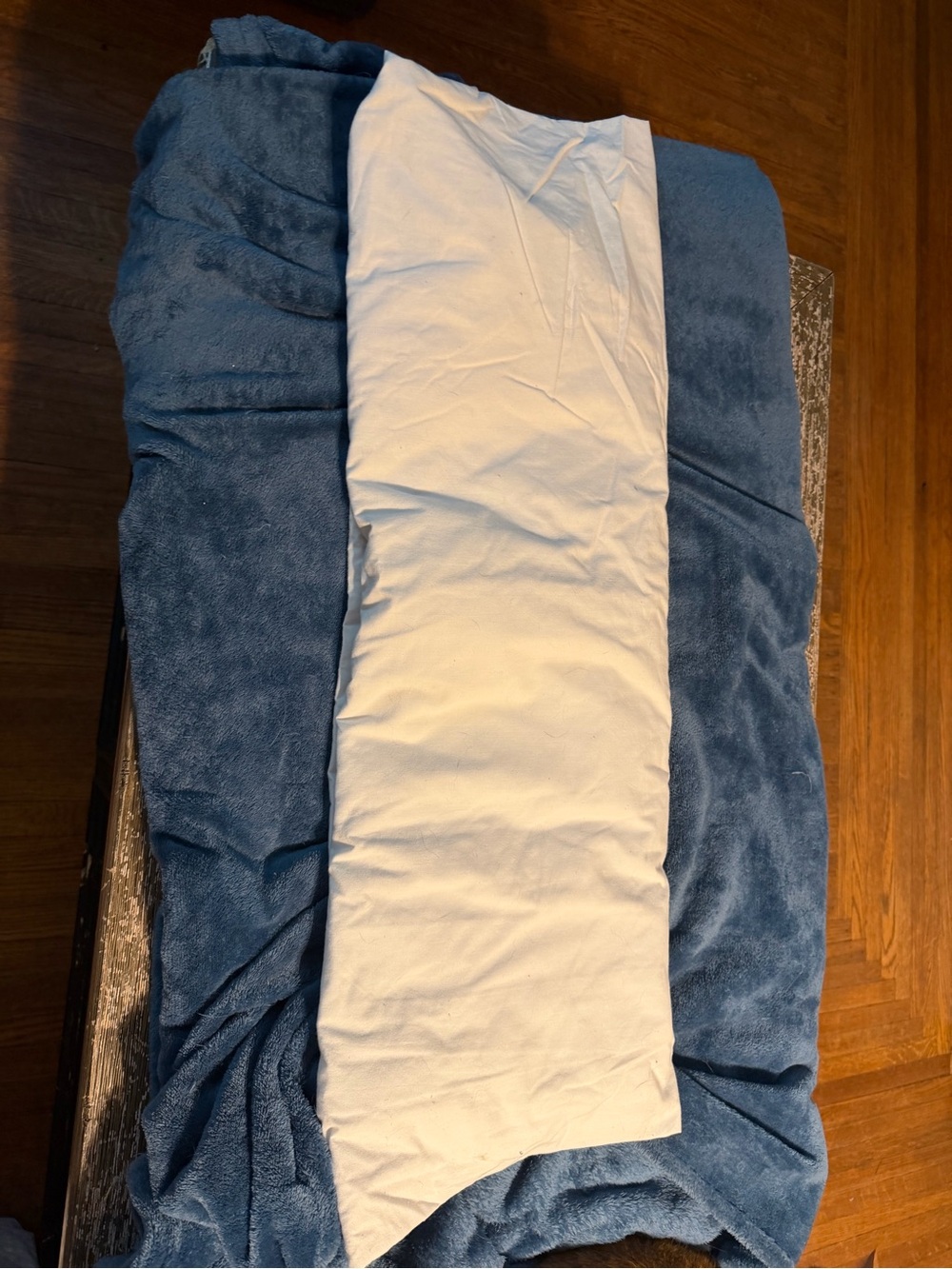 White King Size Sheet With Fitted Corners and Flat Sides